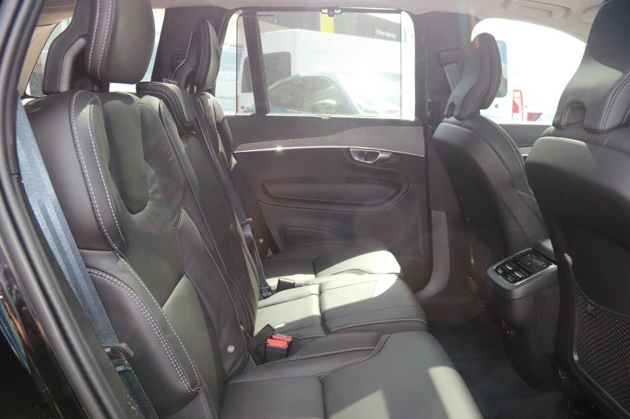 Volvo  XC90 Ultimate, B6 Mild Hybrid, Petrol, Bright, 7 Seats