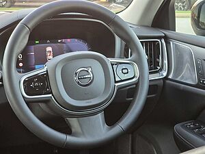 Volvo  V60 Cross Country Ultimate , B5 Mild Hybrid, Petrol